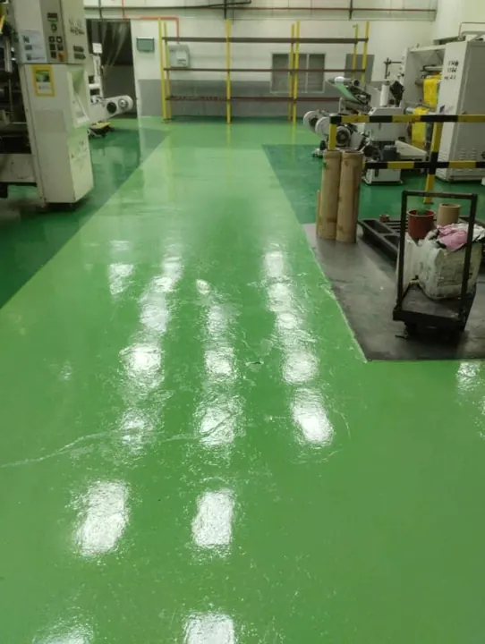 Wide, clean aisle beside the machines